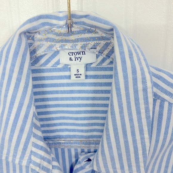 Long sleeve button up blue and white striped shirt. - Picture 2 of 3